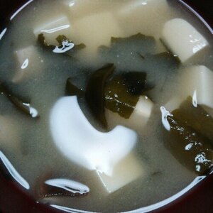 ワカメとしじみと豆腐の味噌汁【ほっこり☆和食】